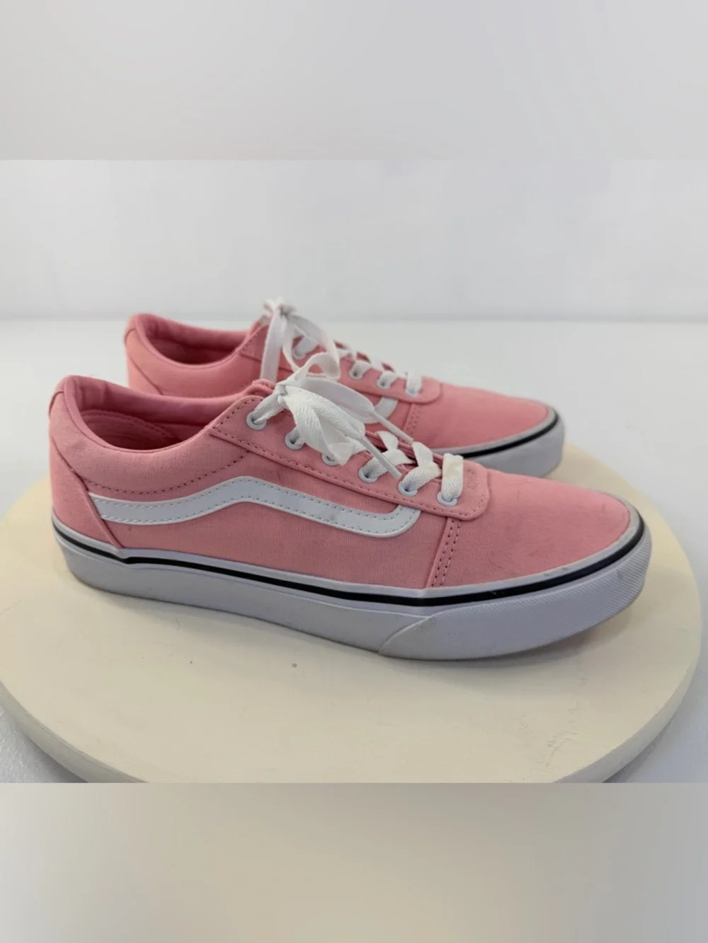Vans‎ Women’s Pink Canvas Ward Low-Top Sneakers Skate Shoes w/ White Stripe Sz 6